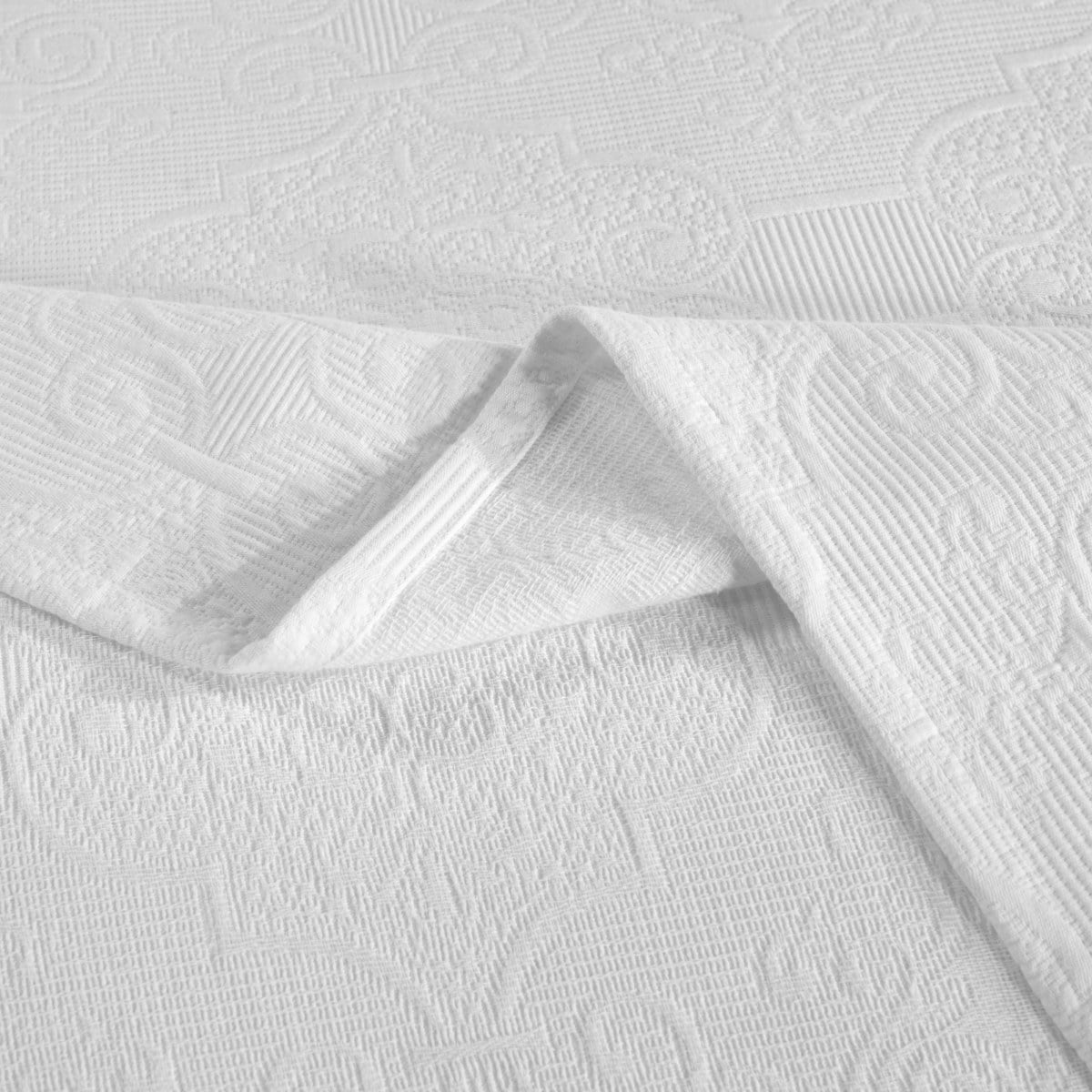 Superior 3-Piece Florin Cotton Matelasse White Bedspread Set, Full