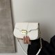 thumbnail image 3 of Bolso cuadrado pequeño con estampado de cocodrilo y textura pequeña para mujer, nuevo estilo 2025, moderno y de alto valor, bolso bandolera versátil., 3 of 5