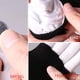 thumbnail image 3 of Guantes de dedo con luces LED parpadeantes de colores brillantes, regalos para niños, juguetes divertidos y geniales para niños y niñas., 3 of 8