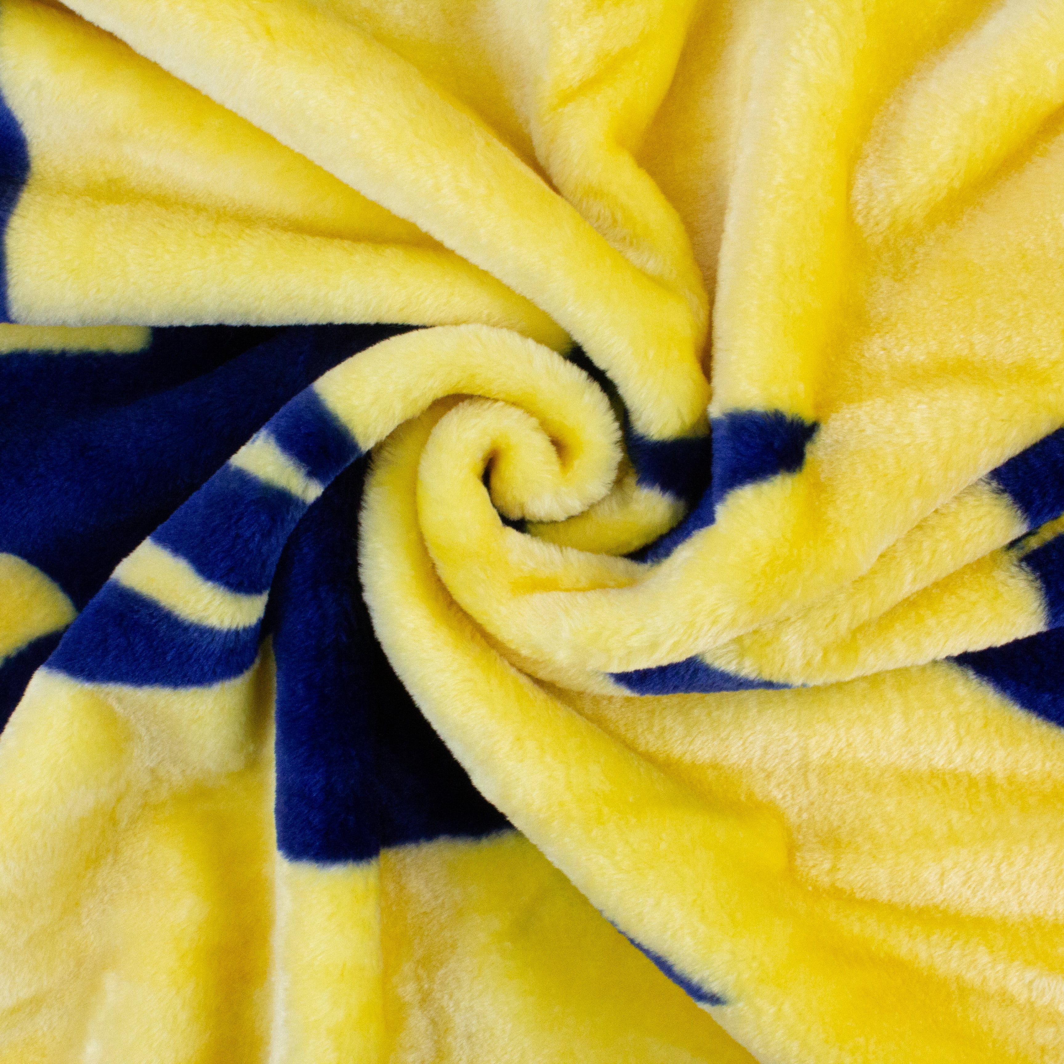 College Covers Michigan Wolverines Huge Raschel Throw Blanket, Bedspread, 86" x 63"