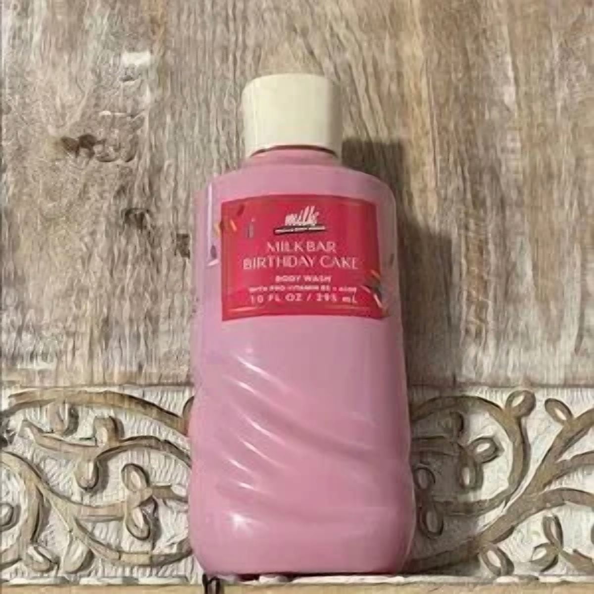 Bath & Body Works Milk Bar Birthday Cake Body Wash 10oz