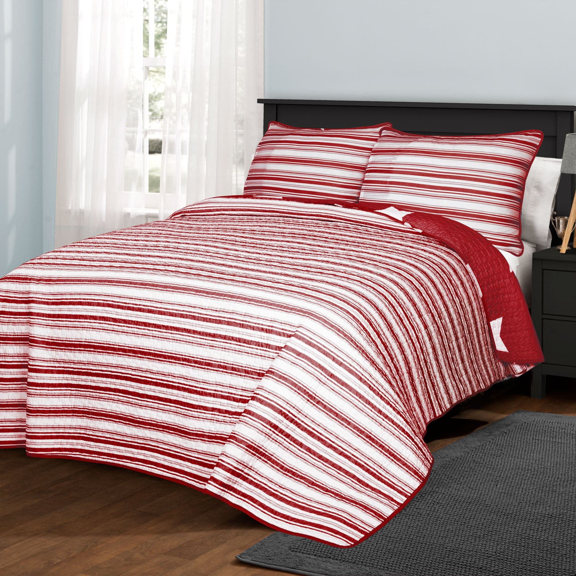 Lush Decor Star Geometric Cotton Reversible Quilt, Twin, Red, 2-Pc Set