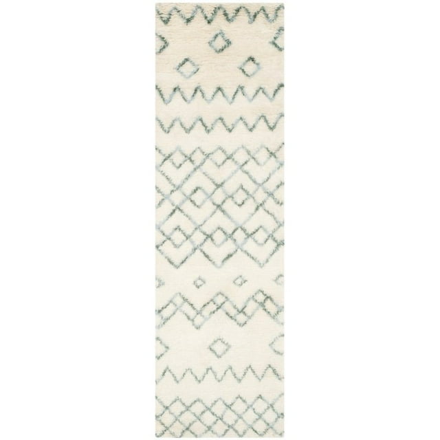 Safavieh Casablanca Shag 5' X 8' Hand Tufted Rug in Ivory and Blue
