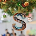 thumbnail image 1 of Adornos navideños de 26 letras | Decoraciones colgantes acrílicas personalizadas | Colgantes navideños 2D de 8 cm con símbolos navideños para decorar árboles y coronas de Navidad, 1 of 6