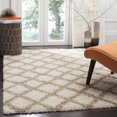 thumbnail image 1 of Safavieh Layla Tapis Géométrique Shag, 1 of 4