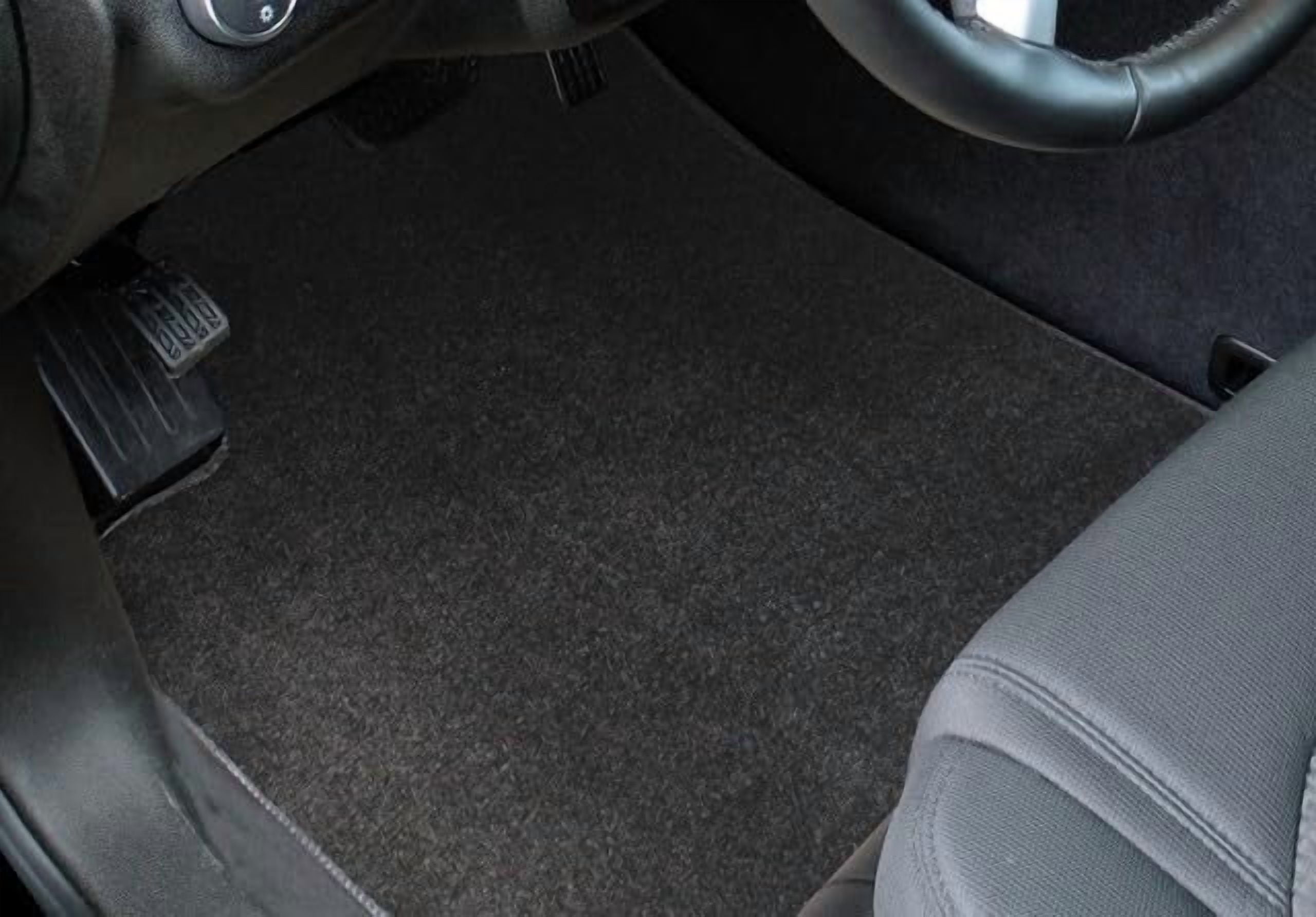 Auto Mats and Accessories 4 Piece Set Custom Carpeted Floor Mats Compatible with 2012-2016 Honda CR-V (Black) Made in the USA