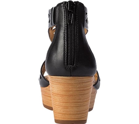 bare traps miriam wedge sandal