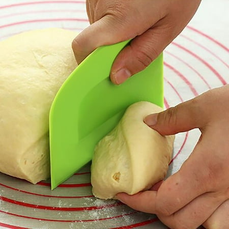 

MRULIC Plastic Cake Cream Spatula Dough Butter Batter Scraper Baking Tools Green