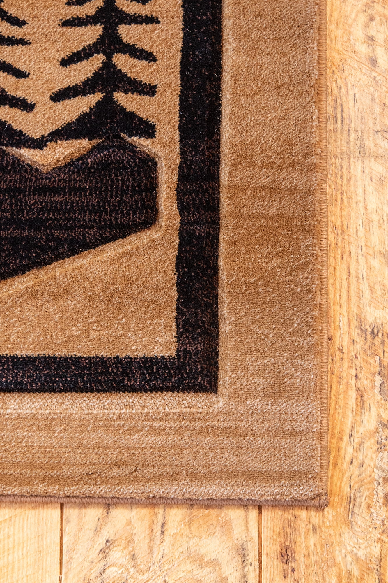 United Weavers of America Lodge Geometric Loomed Area Rug, 1.83' x 2.67'
