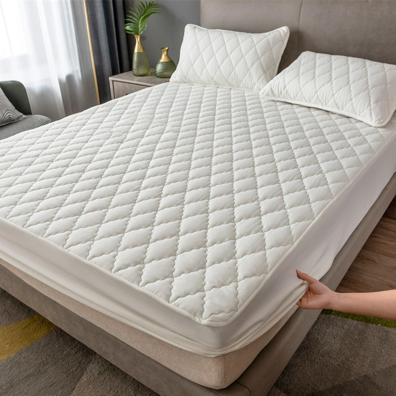 Waterproof Mattress Protector, 15 Inch Deep Pocket Fitted Sheet, Soft Breathable, Machine Washable, Mattress Bed Cover for Queen Size