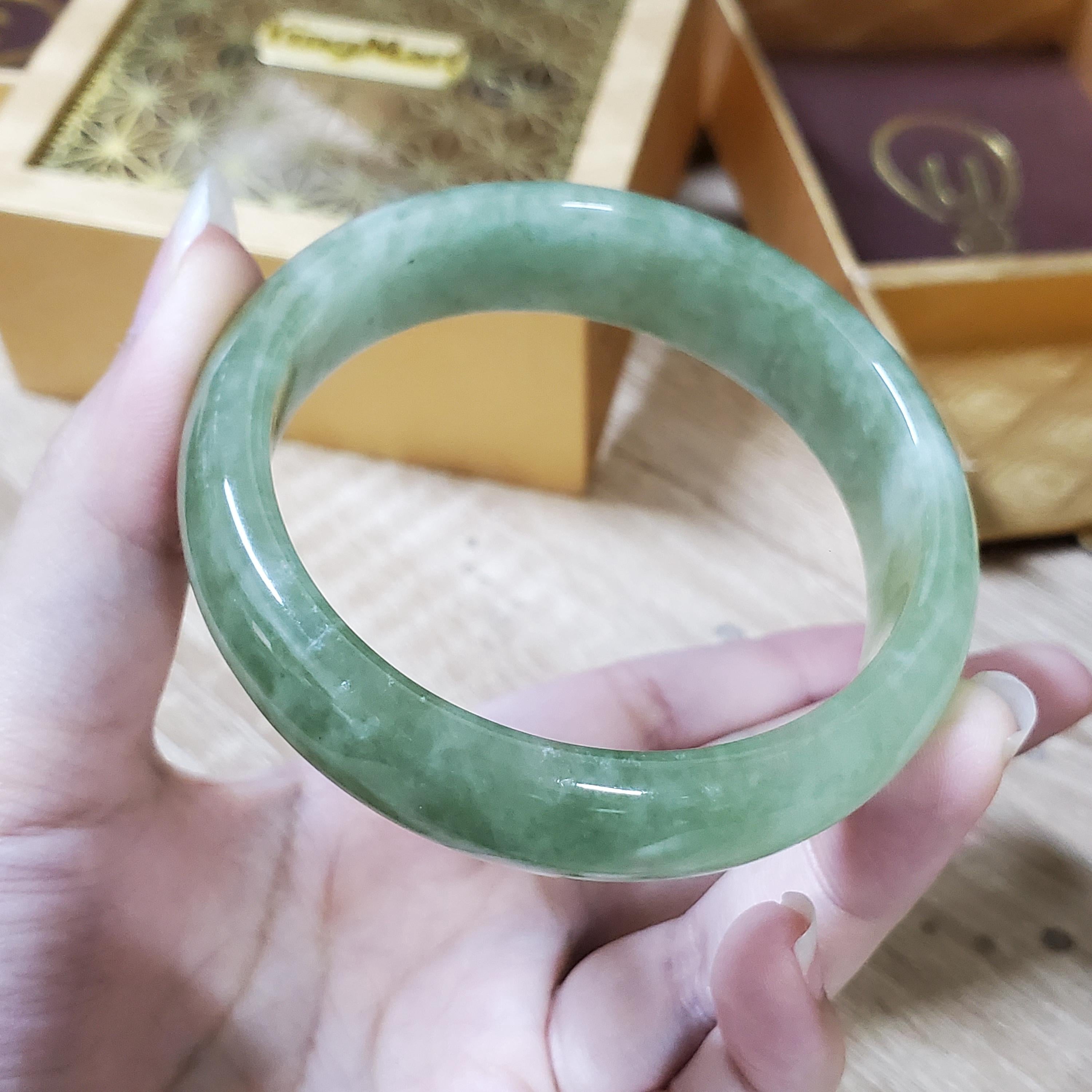 Jade Bangle 48-60mm up | Yingmart Olive Green Jade Jadeite Bracelet for Men, Women, Grandmother, Sister – Vintage Elegance (50-52mm)