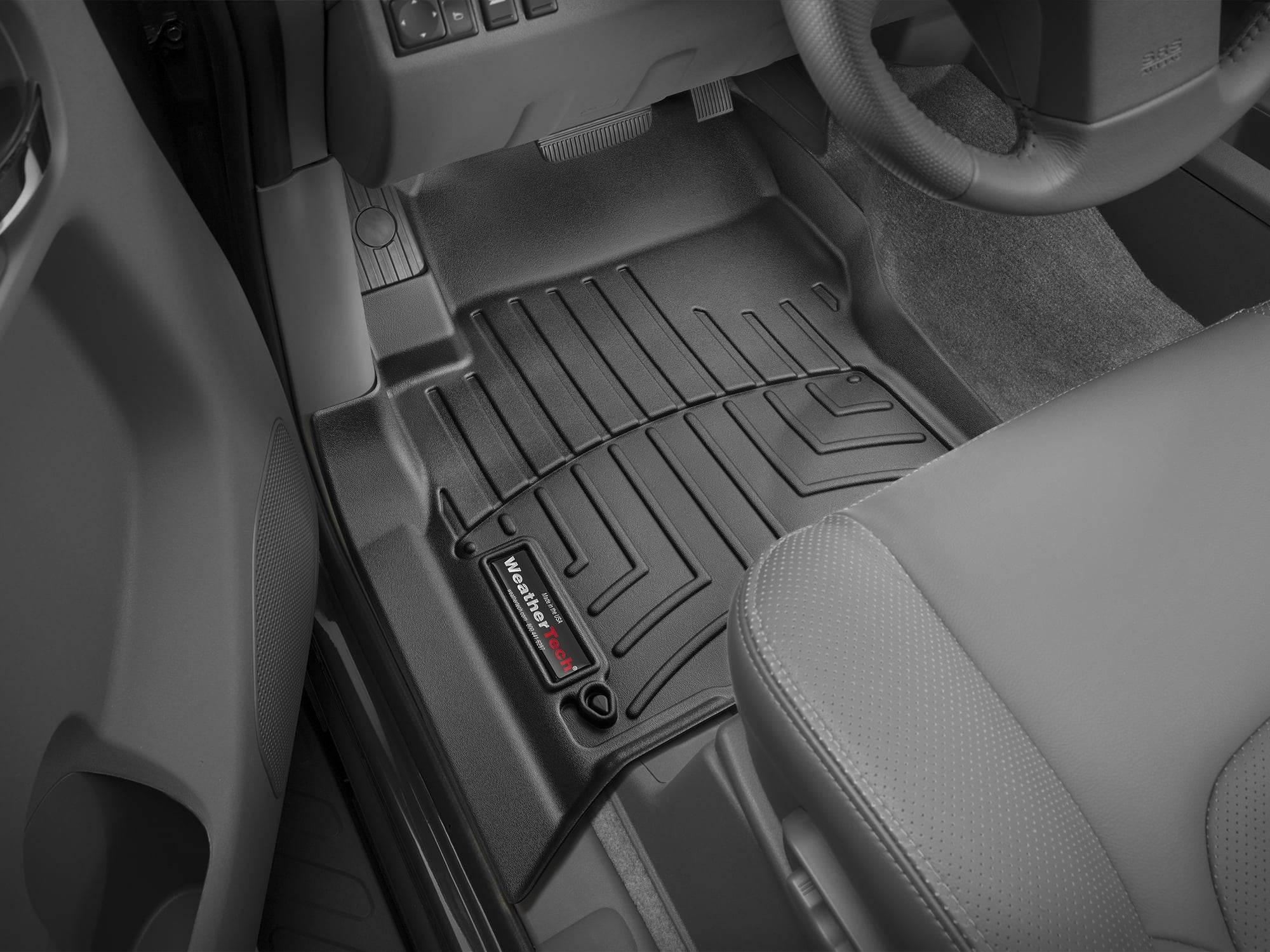 WeatherTech Custom Fit FloorLiners compatible with Frontier, Equator - 1st Row (Driver & Passenger), Black