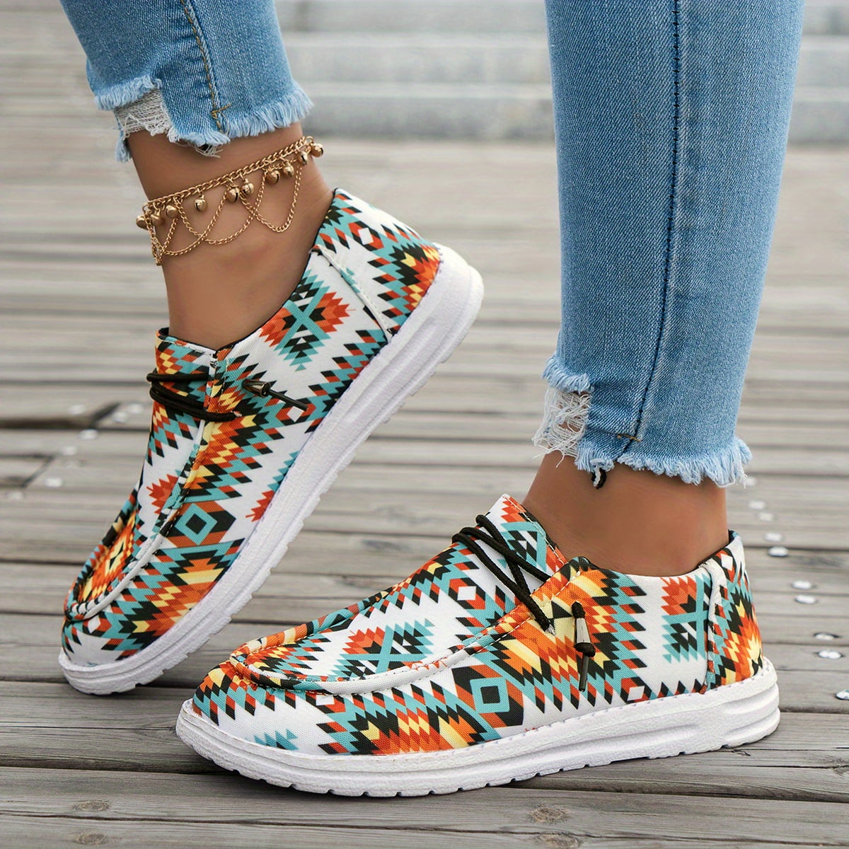 Girls canvas trainers online