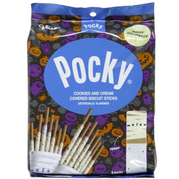 Glico Pocky Cookies & Cream Covered Biscuit Sticks Special Halloween Packaging 9 Packs 4.57 Oz (129.6 g)