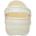 thumbnail image 3 of Zuecos Crocs Clásicos Plataforma con Brillo para Mujer Tiza US 11, 3 of 6