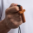 thumbnail image 4 of Collar con cruz de intercesión, cruz de madera, crucifijo en cuerda, 4 of 6