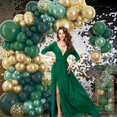 thumbnail image 4 of Kit de guirnaldas con forma de arco de globos Amandir, verde y dorado, 153 piezas, 4 of 7