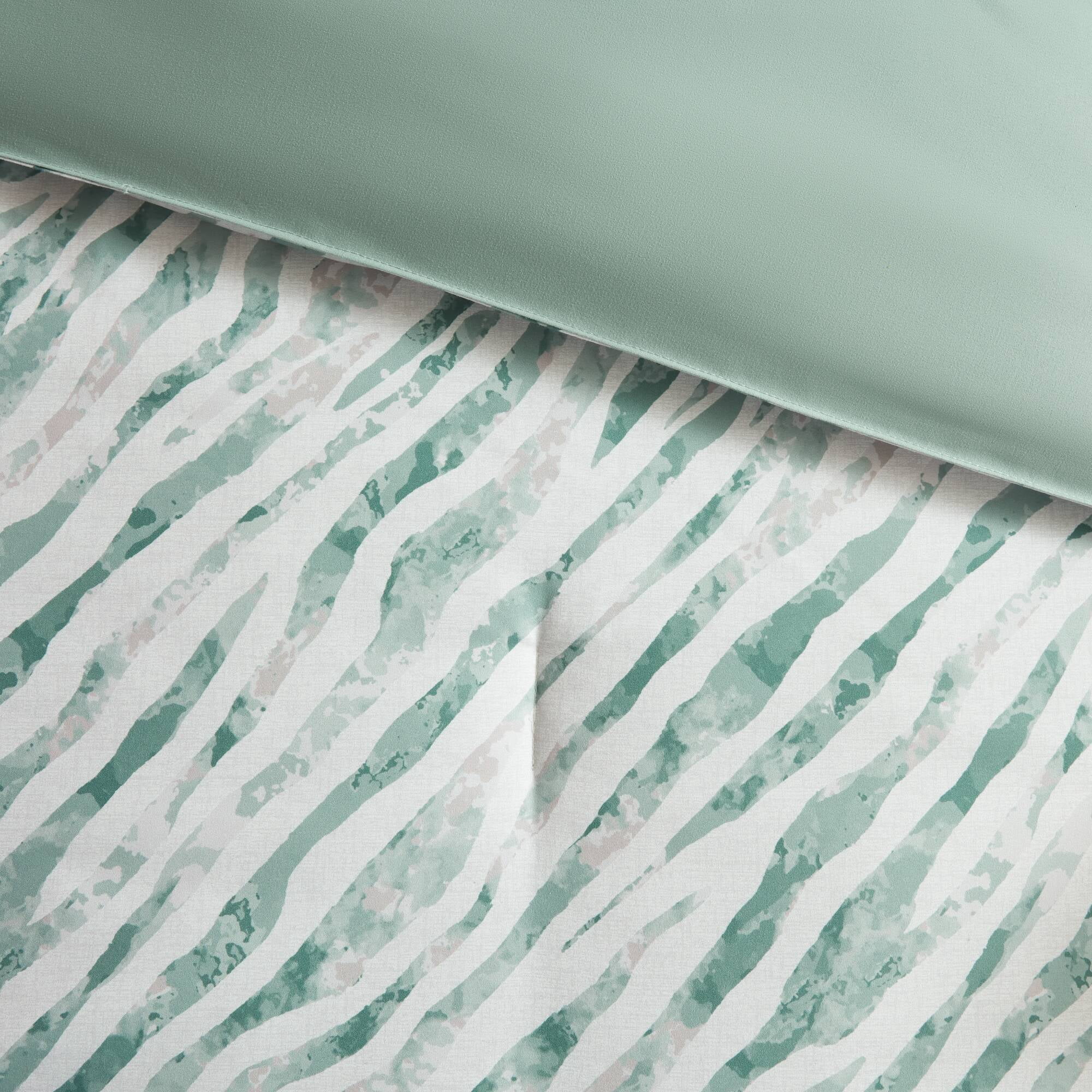 Green Grey Marble Stripe 7-Piece Bedding Set with Comforter Shams Flat Sheet Fitted Sheet Pillowcases, All-Season Polyester Microfiber Complete Bedding Bundle for Modern Bedroom