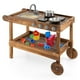 thumbnail image 1 of Costway Juego de Cocina de Barro para Niños de 3-7 Años con 2 Ruedas Rodantes Manija de Empuje Grifo Giratorio Fregadero Extraíble Natural, 1 of 9