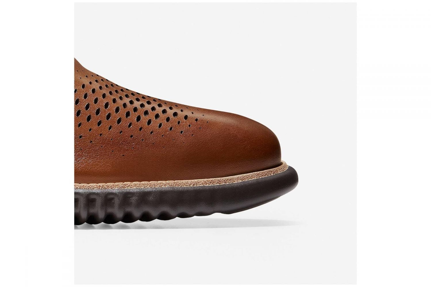 Cole Haan Men display picture 1