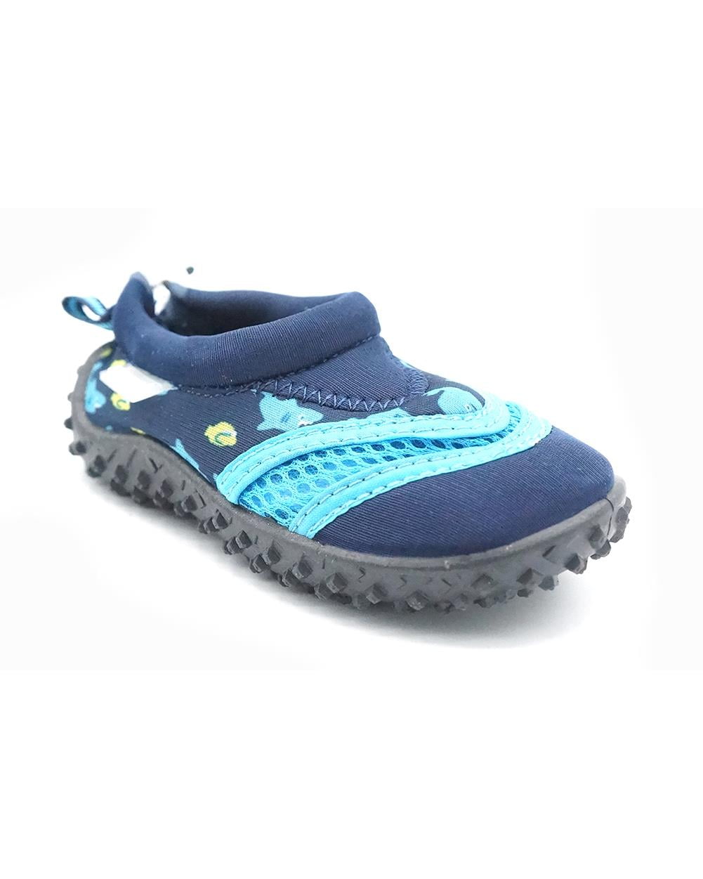 boys size 6 water shoes
