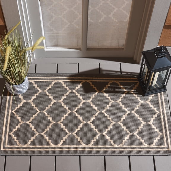 Safavieh Courtyard Amy Geometric Indoor/Outdoor Area Rug, Gray/Beige, 4' x 5'7"