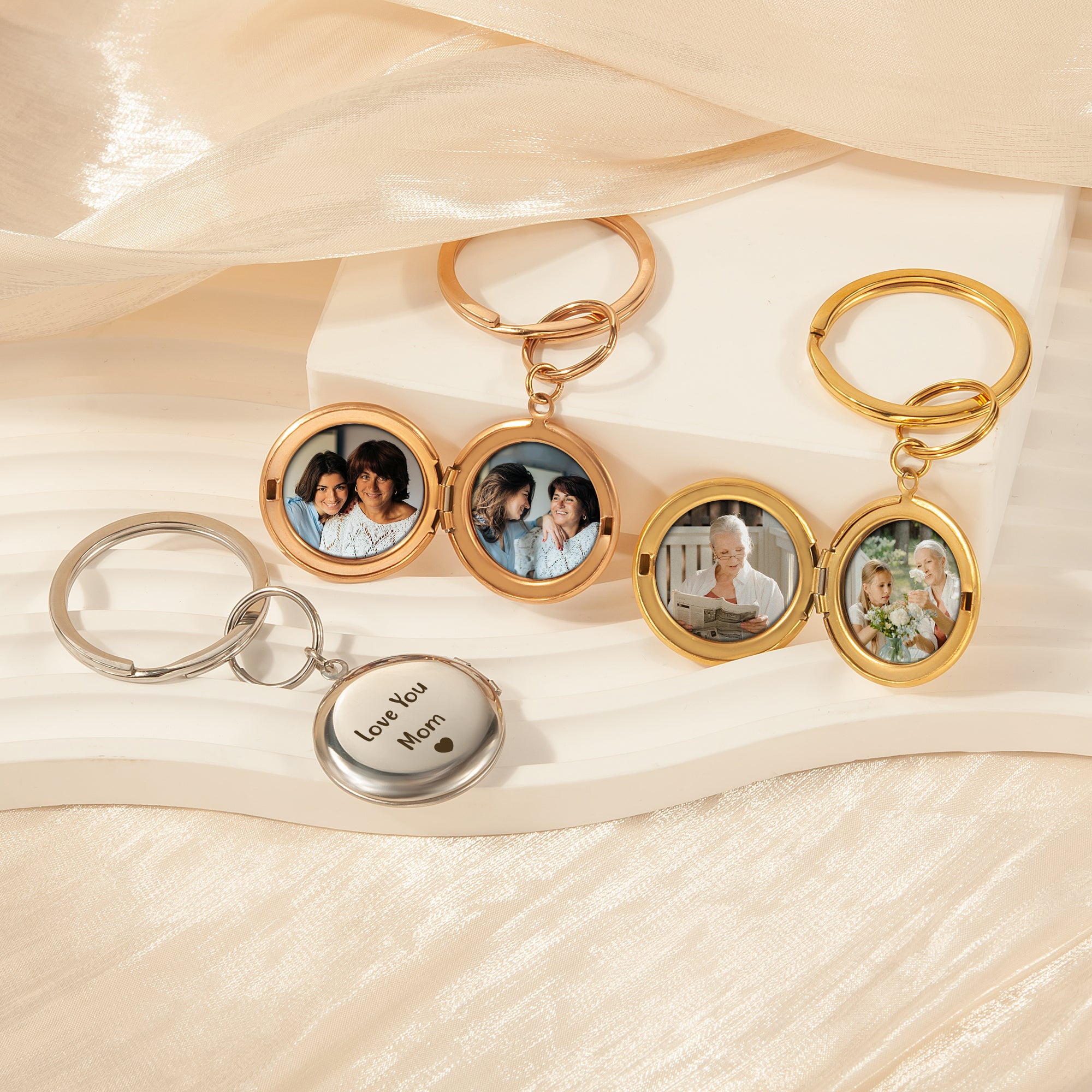 Anavia Personalized Master Custom Photo Locket Keychain That Holds Pictures Engraved Stainless Steel Photo Text Keychain for Women Mother’s Day Birthday