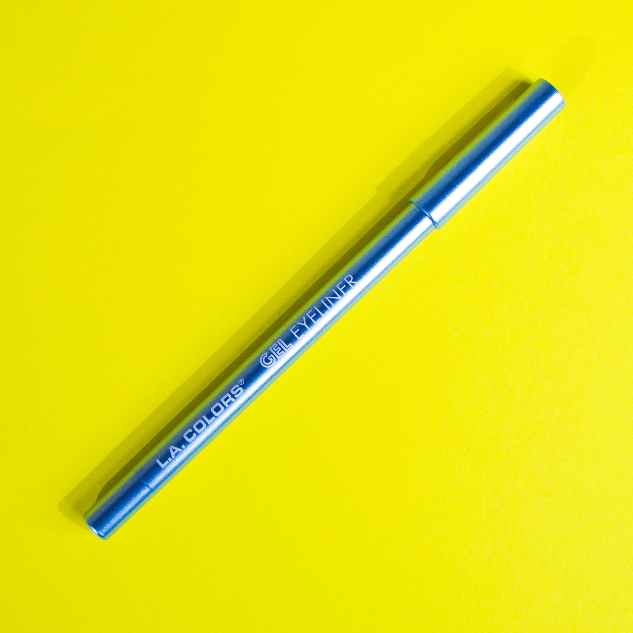 L.A. COLORS Smudge & Transfer proof Smooth Glide-on Gel Eyeliner Mermaid Tail Shimmer, Blue