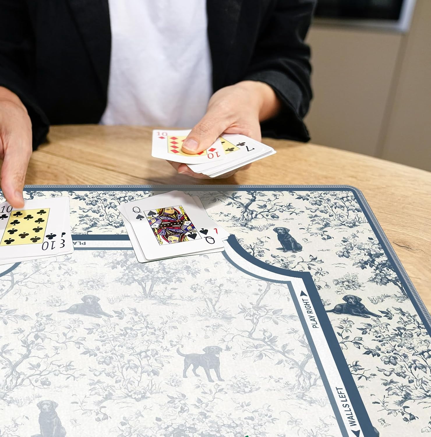 Blue Chinoiserie Labrador Mahjong Mat 31.5 x 31.5 Inch, French Country Toile Black Lab Non-Slip Noise Reduction Mahjong Table Mat for American Mah Jong Poker Card Board Games Dominoes