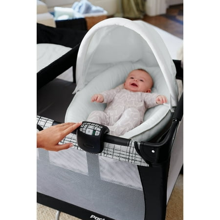 Graco Pack N Play Newborn Napper Playard With Soothe Surround Technology Bassinet Teigen