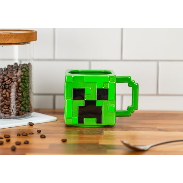 KERAFFCT 　ケラフェクト Case Trapper Blue Crackle Kirinite Pocket Knife – Swiss