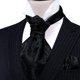 thumbnail image 3 of Conjunto de Ascot para Hombre Barry.Wang Negro con Diseño Paisley de Seda 126 cm, 3 of 6