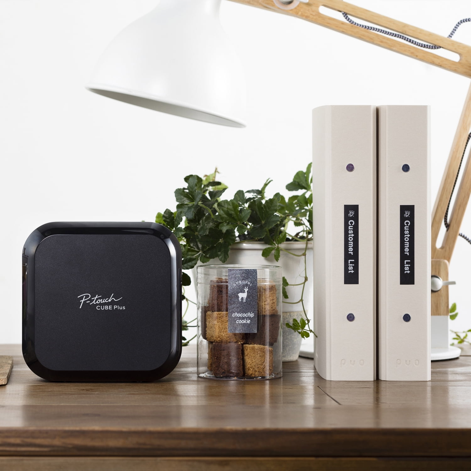 Brother P-touch CUBE Plus PT-P710BT Versatile Label Maker with Bluetooth® Wireless Technology Brother P-touch CUBE Plus PT-P710BT Versatile Label Maker with Bluetooth® Wireless Technology