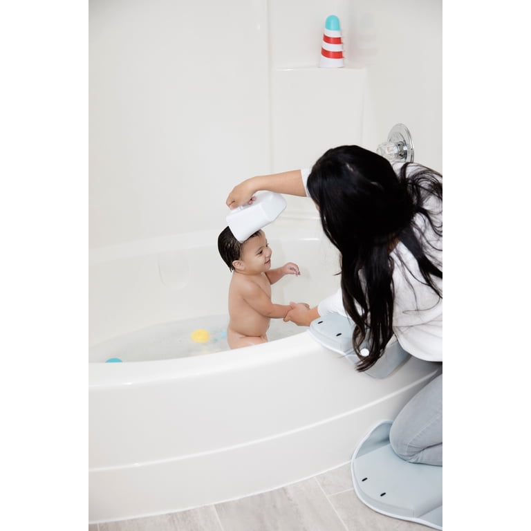 Ubbi Baby Bath Rinse Cup, White photo 4
