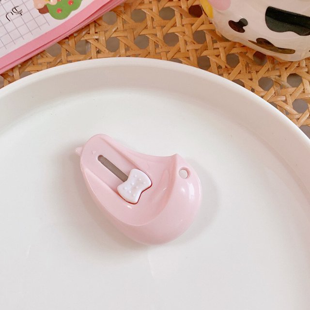 Cuchillo Kawaii Mini Cloud Art Utility Express Box, lindo cuchillo cortador de papel, envoltura artesanal, hoja rellenable, papelería, 1 pieza