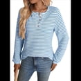 thumbnail image 2 of Camiseta Informal de Punto de Larga con Cuello Redondo y Botones A Rayas para Mujer Azul M, 2 of 9