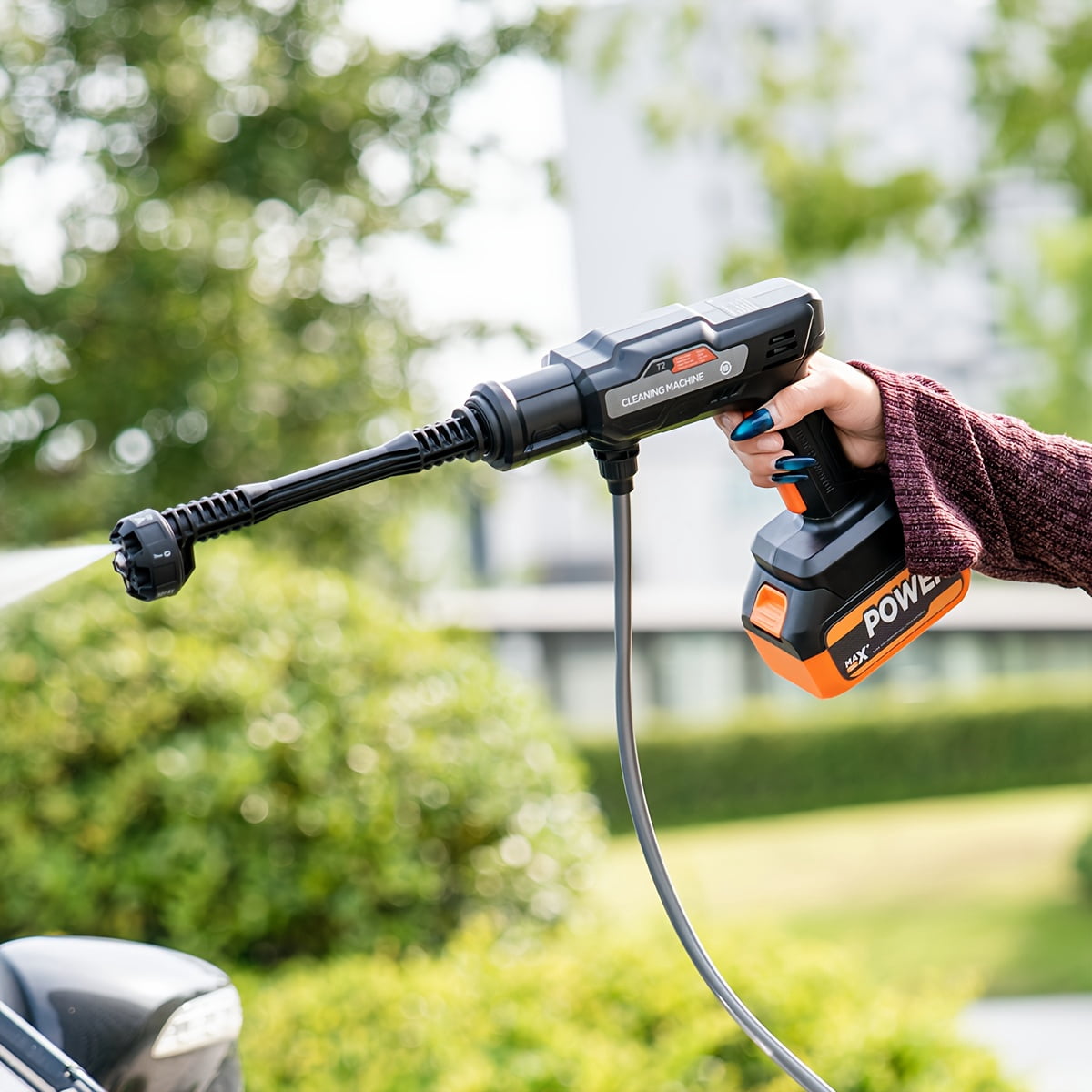Wireless car pressure washer gun high speed motor multiple nozzles portable with battery and water hose