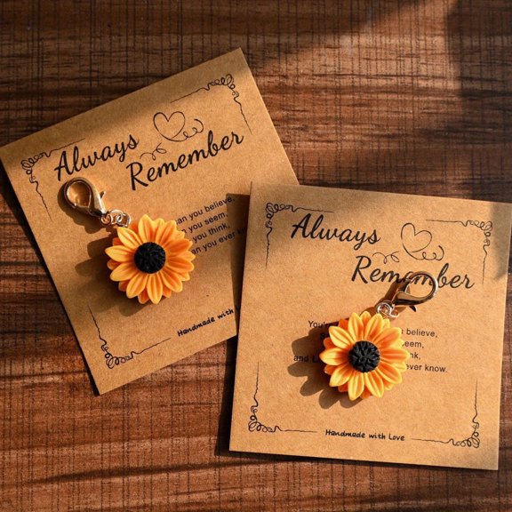 Sunflower Keychain Duo with Inspirational Card - Handmade Romantic Charm for Friends & Family, Perfect Mother's Day & Father's Day Gift Set
