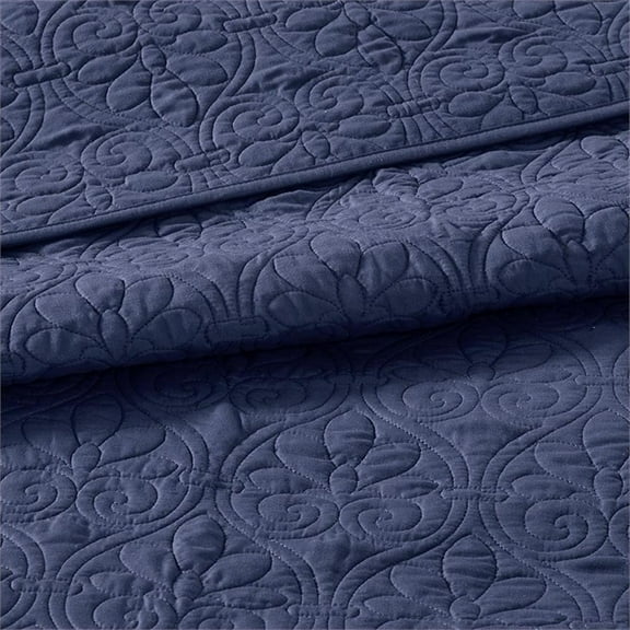 Pemberly Row Modern / Contemporary Reversible Bedspread Set in Navy