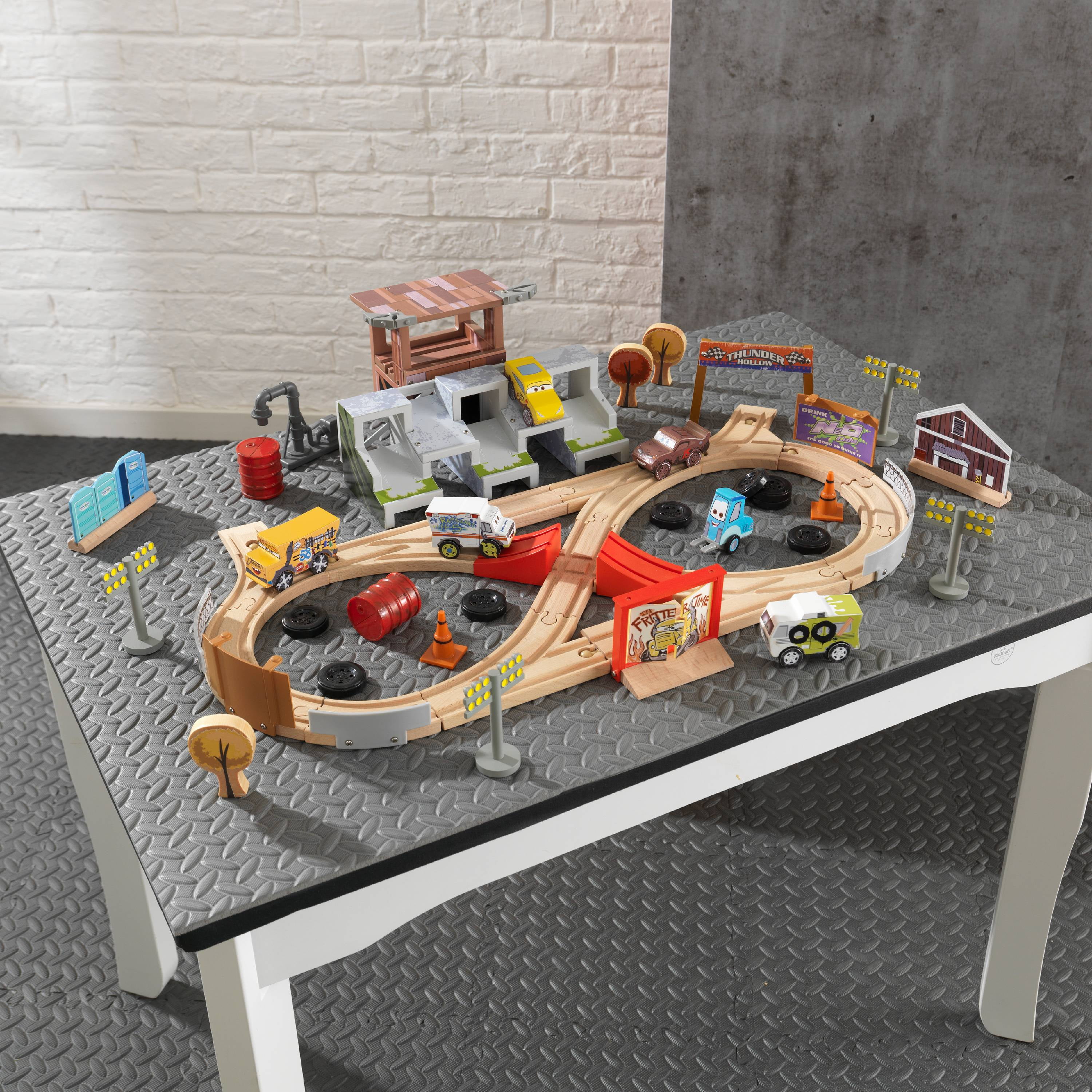 thunder hollow track set and table