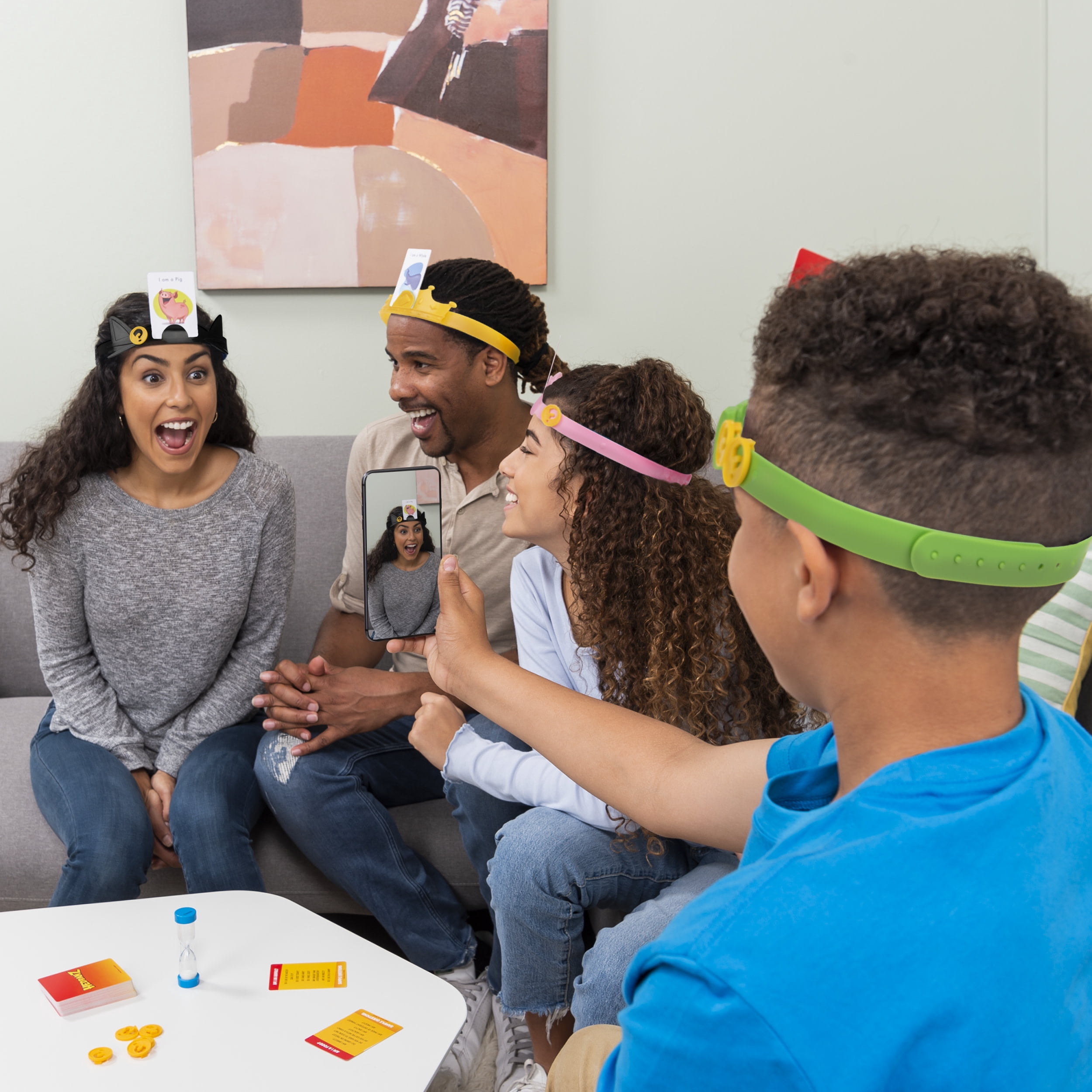 Spin Master Hedbanz 2020 Board Game