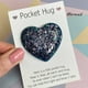 thumbnail image 4 of El recuerdo y el adorno especiales del abrazo del corazón del bolsillo traen alegría para los amantes de las muchachas y las mujeres, 4 of 4