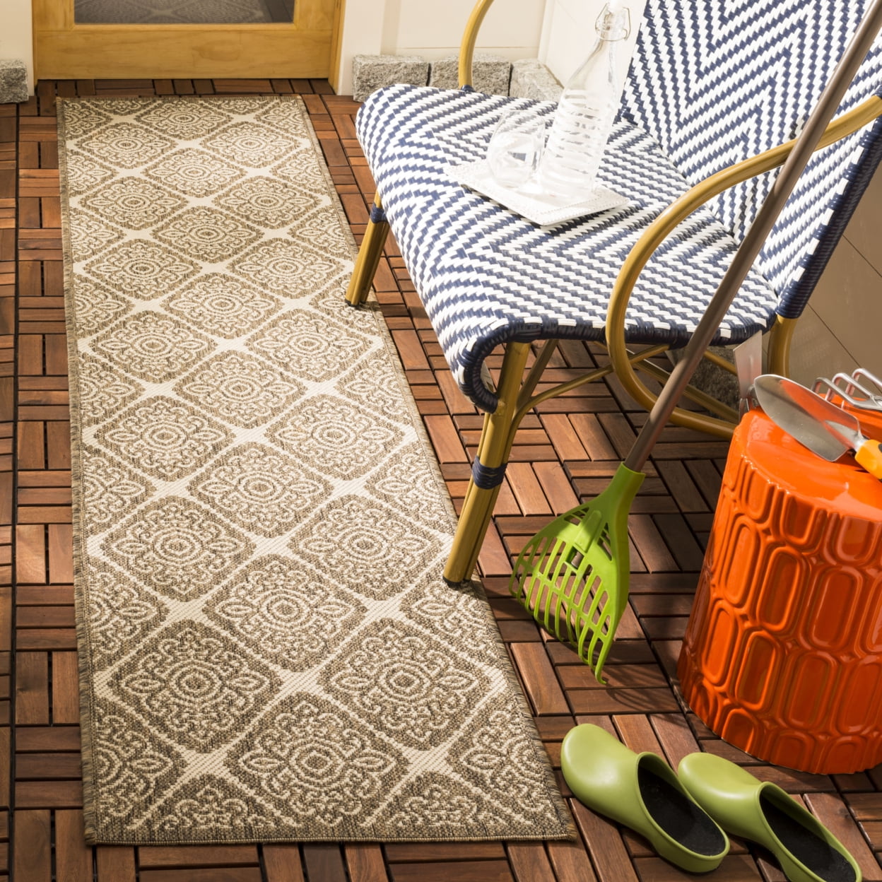 SAFAVIEH Beach House Frazier Geometric Indoor/Outdoor Runner Rug, Cream/Beige, 2'2" x 8'