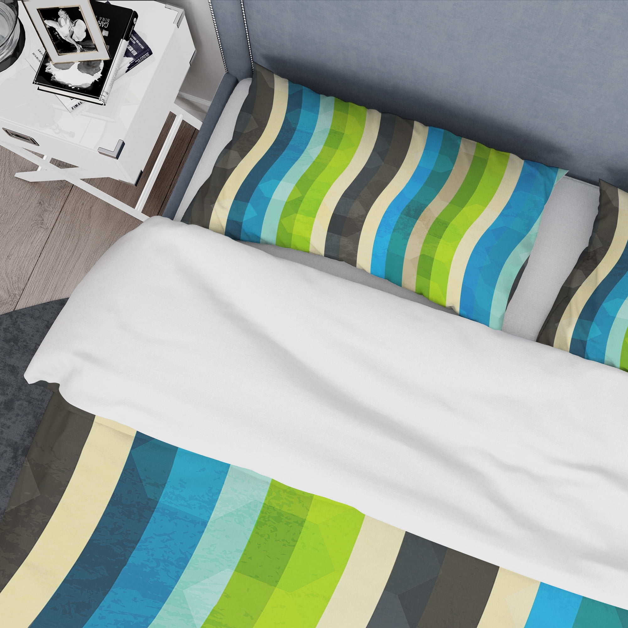 Designart 'Blue, Yellow, Blue, Green and Black Colored curves' Modern & Contemporary Duvet Cover Set