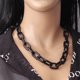 thumbnail image 4 of Collar de Cadena de Acrílico Minnieouse Negro, 4 of 6