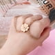 thumbnail image 3 of Collar de la amistad magnético a juego trébol de cuatro hojas mejor amigo collar regalos para niñas mujeres imán BFF collar para 4, 3 of 5