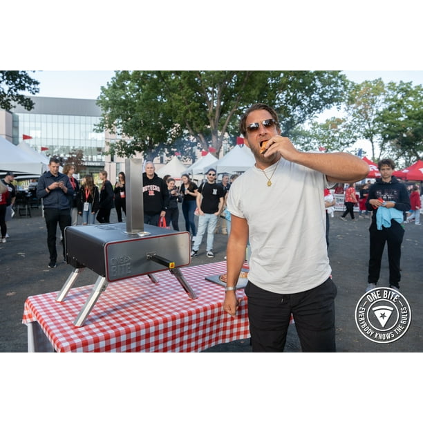 One Bite Charcoal Wood Pizza Oven - Walmart Business Supplies