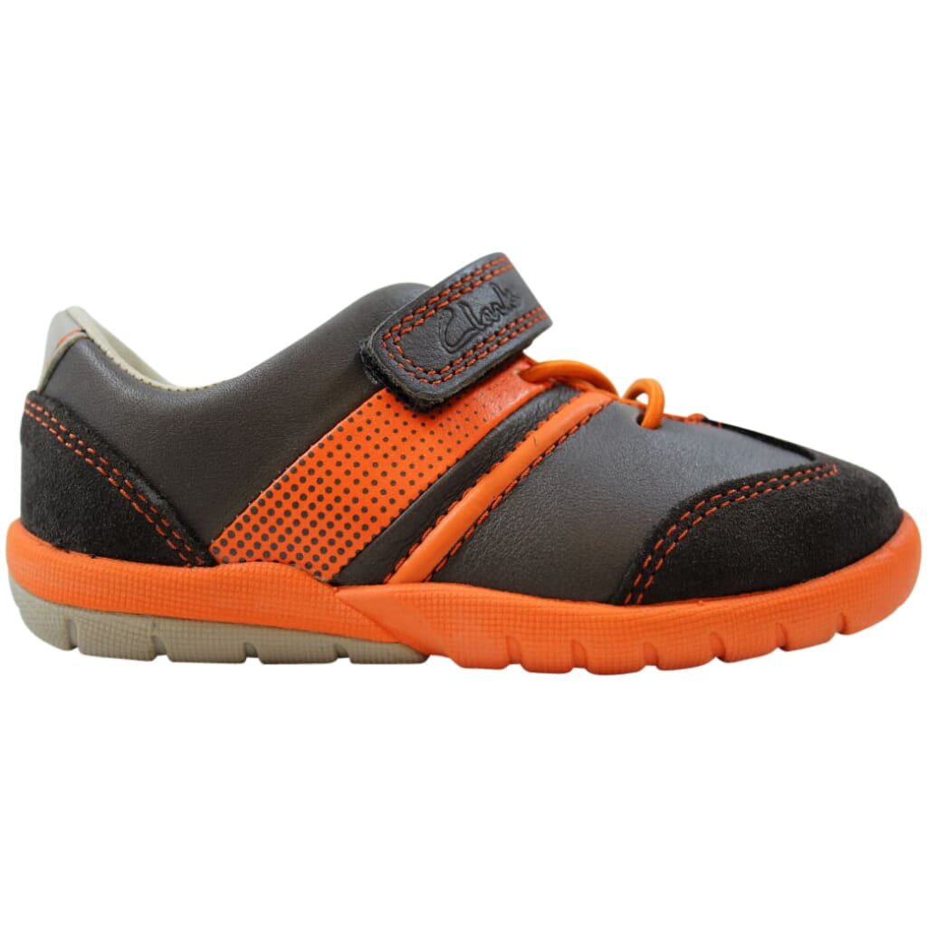 clarks baby shoes canada