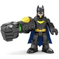thumbnail image 1 of Batman Poing du Tonnerre Imaginext DC Super Friends de Fisher-Price, 1 of 9