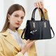 thumbnail image 4 of Bolso de mano para mujer, bolso de mano de gran capacidad, bolso de piel suave, elegante, con retazos, multicapa, 4 of 5